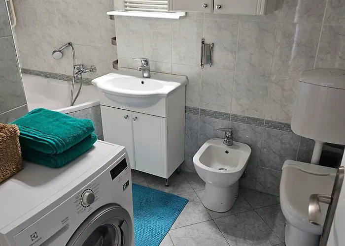 Green Deluxe Apartment * Любляна