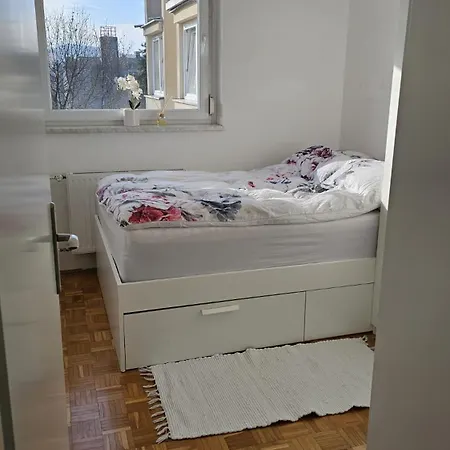 Deluxe Apartment *